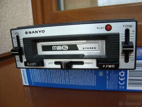 Vintage audio přehrávač Sanyo do auta - 5