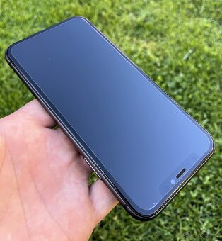 📱 iPhone 11 Black 64GB – top stav, nová baterie 🖤 - 5