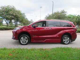 Toyota Sienna Limited  FWD 2022 - 5
