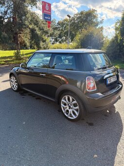 Mini cooper r56 1.6 90kw - 5