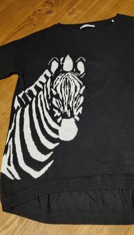 Dámské černý svetr se zebrou zn. edc - 5