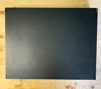 Xbox One S 1TB +  Hra - 5