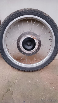 Honda NX 650 Dominator - 5