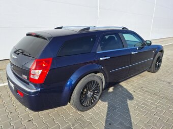 Chrysler 300c awd 5,7 Hemi - 5
