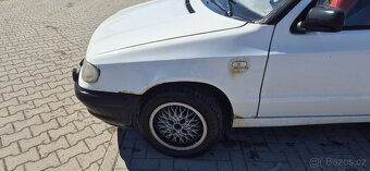Felicia pick up 1.9d - 5
