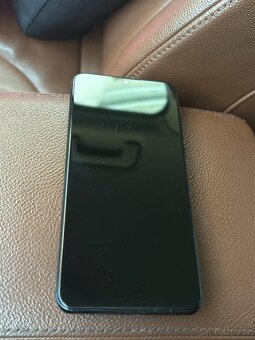 Mobilní telefon - 5