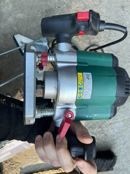 horní frézka Parkside POF 1200 B2 - 5