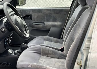 Renault Mégane 1.4i 16v KLIMA DVĚ SADY KOL manuál 70 kw - 5