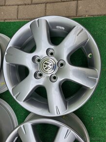 ALU disky kola VW T5 T6 R16 5x120 ET51 6,5J 7H0 - 5