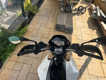 Aprilia SMV 750 Dorsoduro - 5