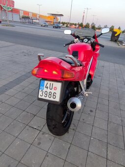 Honda VFR 750 72Kw A2 - 5