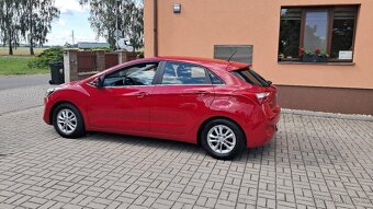 Hyundai i30, 1.6i / najeto 56 000 km ČR - 5