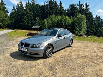BMW E90 318d - 5