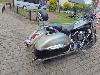 Kawasaki VN 1700 Classic Tourer Nomad - 5