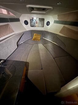 BAYLINER CIERA 8 + vlek SLEVA - 5