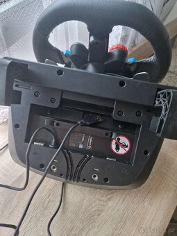 Logitech G29 Driving Force - 5