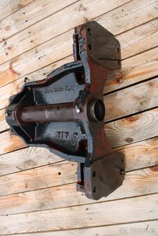 Zetor 6911 a podobné kolébka přední nápravy - 5