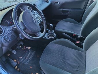 Ford fiesta 1.3.2005 - 5