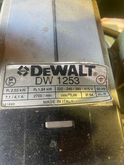 Radiální pila Dewalt DW 1253 - 5