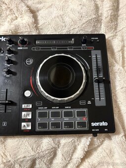 Numark Mixtrack Platinum - 5