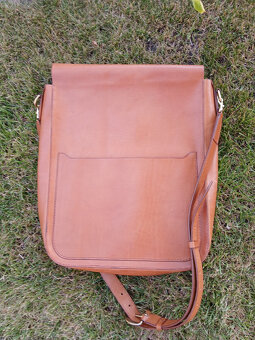 Prodám koženou ručně šitou tašku - 5