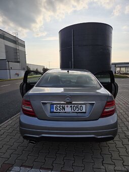 MERCEDES -BENZ C180 - 5