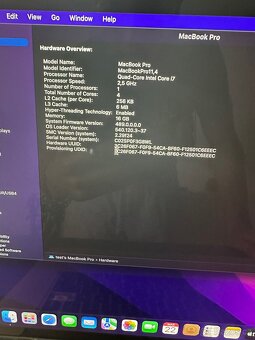 MacBook Pro 15” (2015) – i7 / 16 GB RAM / 256 GB SSD - 5