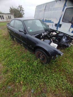 BMW E36 323 coupe 3ks - 5