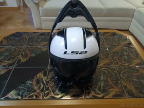Helma velikost L - 5
