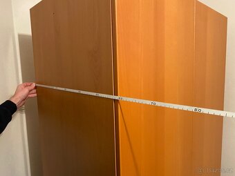 Velká šatní skříň Ikea s policemi a šuplíky - 5