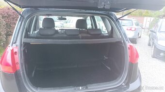 Kia Venga - 5