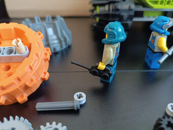 LEGO Power Miners 8960 Thunder Driller +návod - 5