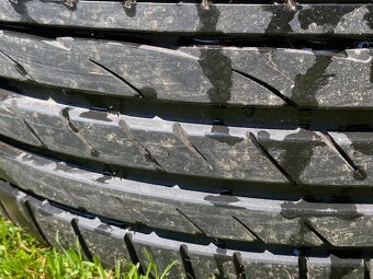 Orig Subaru 17" disky s novými pneu 215/50 - 5
