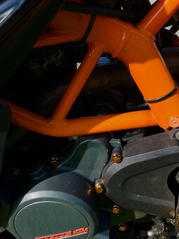 Ktm rc 125 - 5