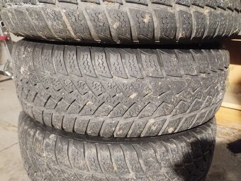 Prodám zimní kola Mercedes 15" - 5