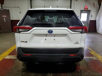 2020 Toyota Rav4 LE 2.5 AWD Hybrid - 5