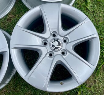 Alu Škoda Octavia2 6,5jx16 ET50 5x112 - 5
