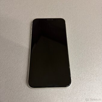 iPhone 11 64GB bílý, 100% baterie, bez škrábance - 5