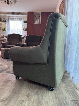 Pohovka a křesla - 5