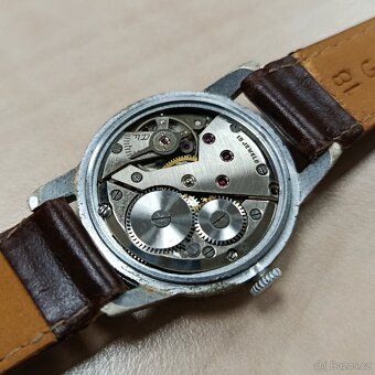 Švýcarské náramkové hodinky NISUS - 5