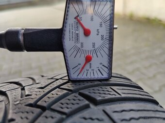 zimní pneu GoodYear Ultragrip 9 - 5