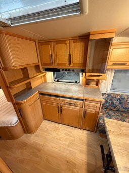 Karavan Hobby Exclusive - Mover, Předstan - 5