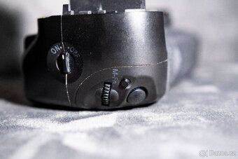 Baterry grip Meike MK-7D - 5