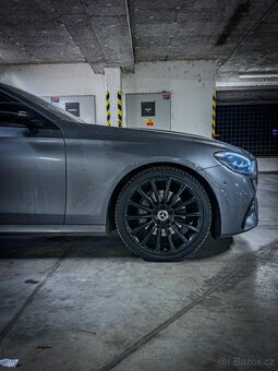 MERCEDES E KLASS 220d AMG 4 Matic - 5