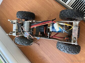 Rc auto 4x4 - 5