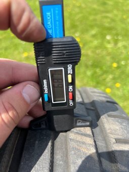 Letní pneu 225/55/17 Nokian 4ks - 5