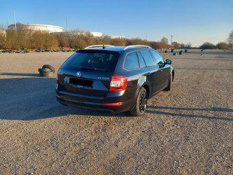 Škoda Octavia Combi 2.0 TDI Elegance/Style DSG - 5