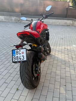 Ducati Monster 937+ - 5