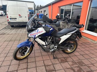 Honda Transalp 700 - 5