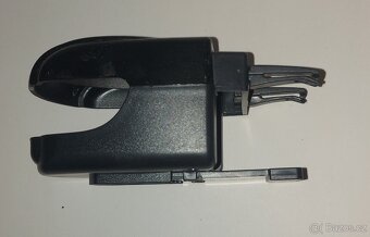 Držák na nápoje do auta - 5